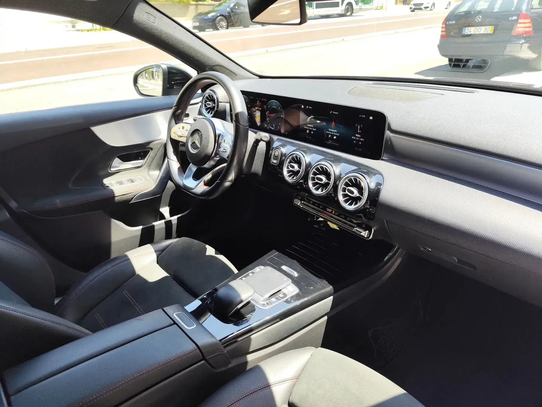 Mercedes-Benz A 180 d AMG Line Aut. 15