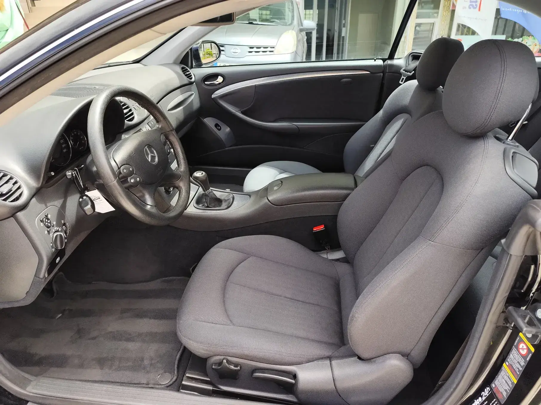 Mercedes-Benz CLK 200 K Avantgarde 3