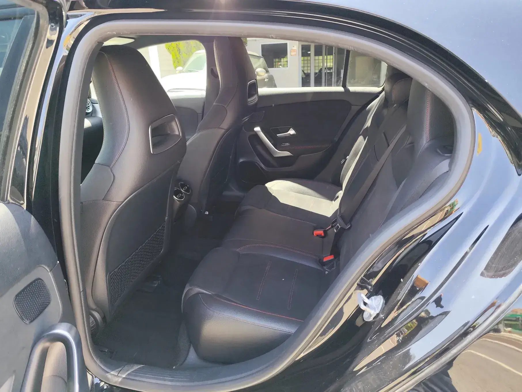 Mercedes-Benz A 180 d AMG Line Aut. 14