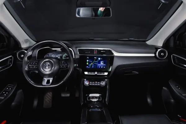 MG ZS EV 44.5 kWh Luxury 11