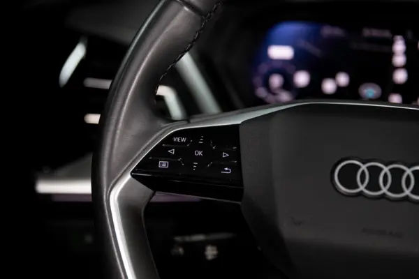 Audi Q4 e-tron 45 quattro 82 kWh 17