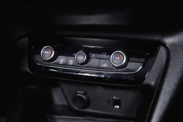 Opel Corsa-e Elegance 8