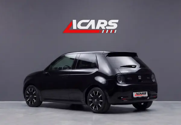 Honda e Advance (17") 3