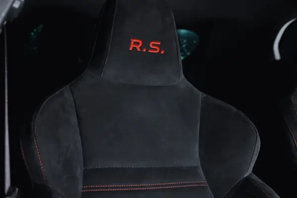 Renault Mégane 1.8 TCe R.S. EDC J19 15