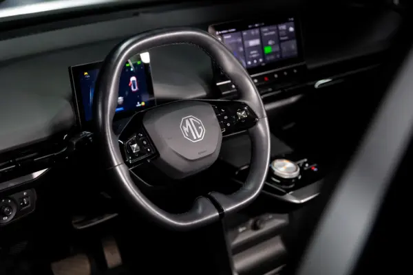 MG MG4 64 kWh Luxury 6
