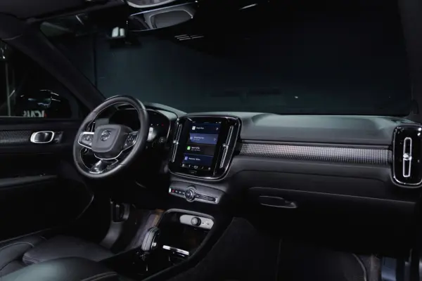 Volvo XC 40 P8 AWD Recharge RDesign 30