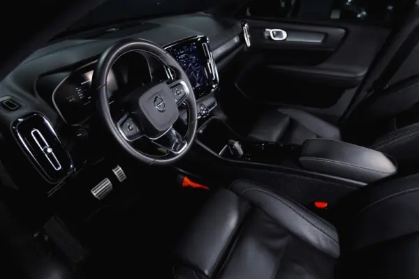 Volvo XC 40 P8 AWD Recharge RDesign 5