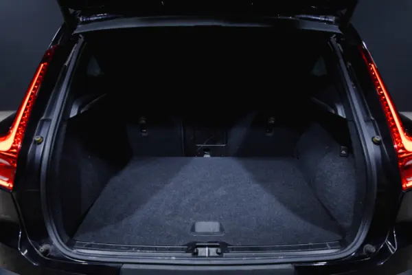 Volvo XC 40 P8 AWD Recharge RDesign 32