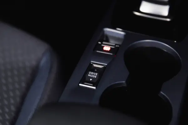 Peugeot e-2008 Allure 17
