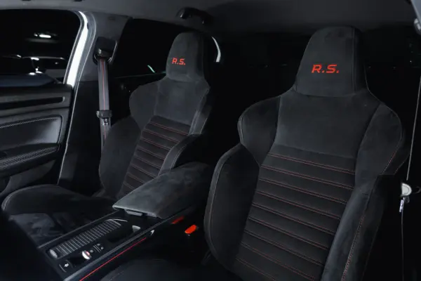 Renault Mégane 1.8 TCe R.S. EDC J19 16