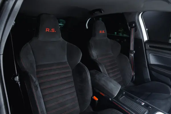 Renault Mégane 1.8 TCe R.S. EDC J19 14