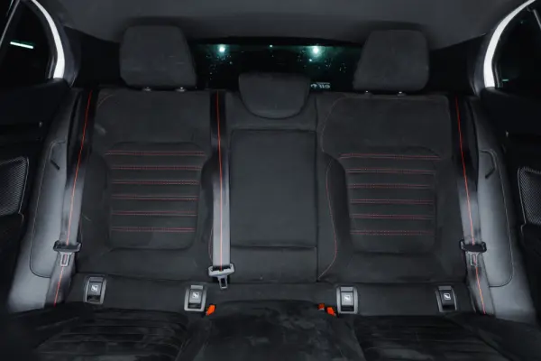 Renault Mégane 1.8 TCe R.S. EDC J19 17