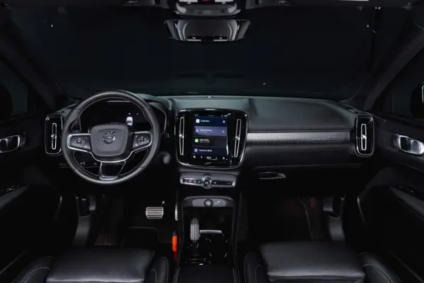 Volvo XC 40 P8 AWD Recharge RDesign 12