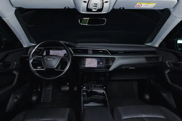 Audi e-tron 50 quattro advanced 8