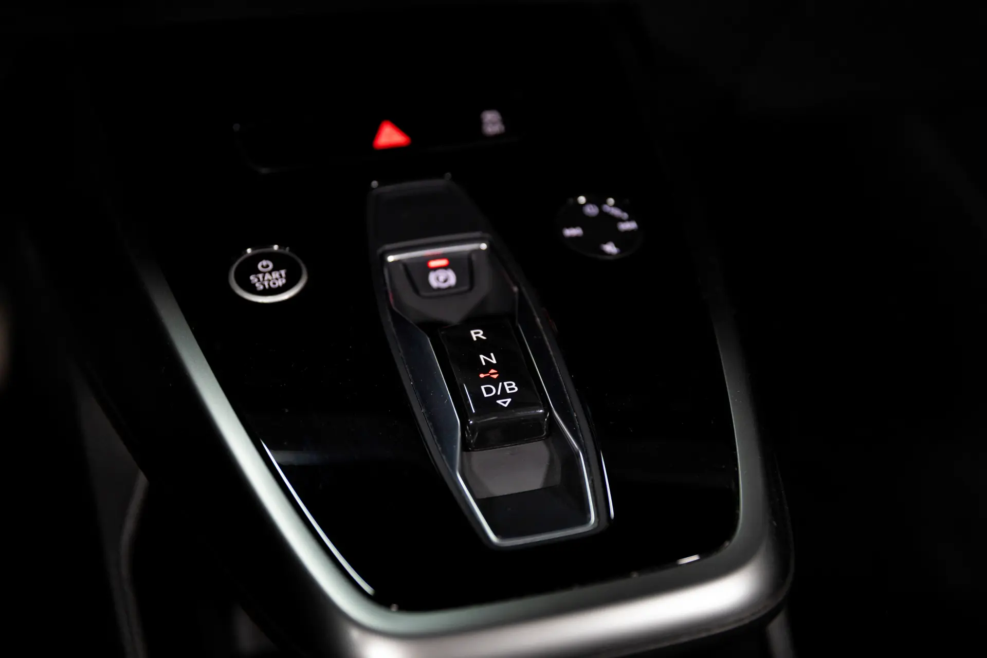 Audi Q4 e-tron 45 quattro 82 kWh 8