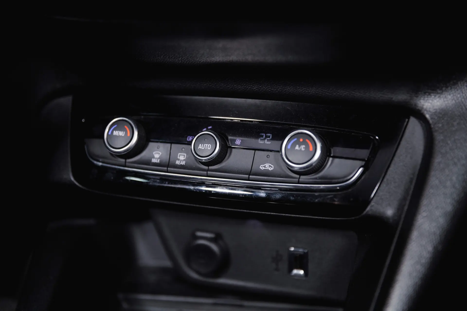 Opel Corsa-e Elegance 8