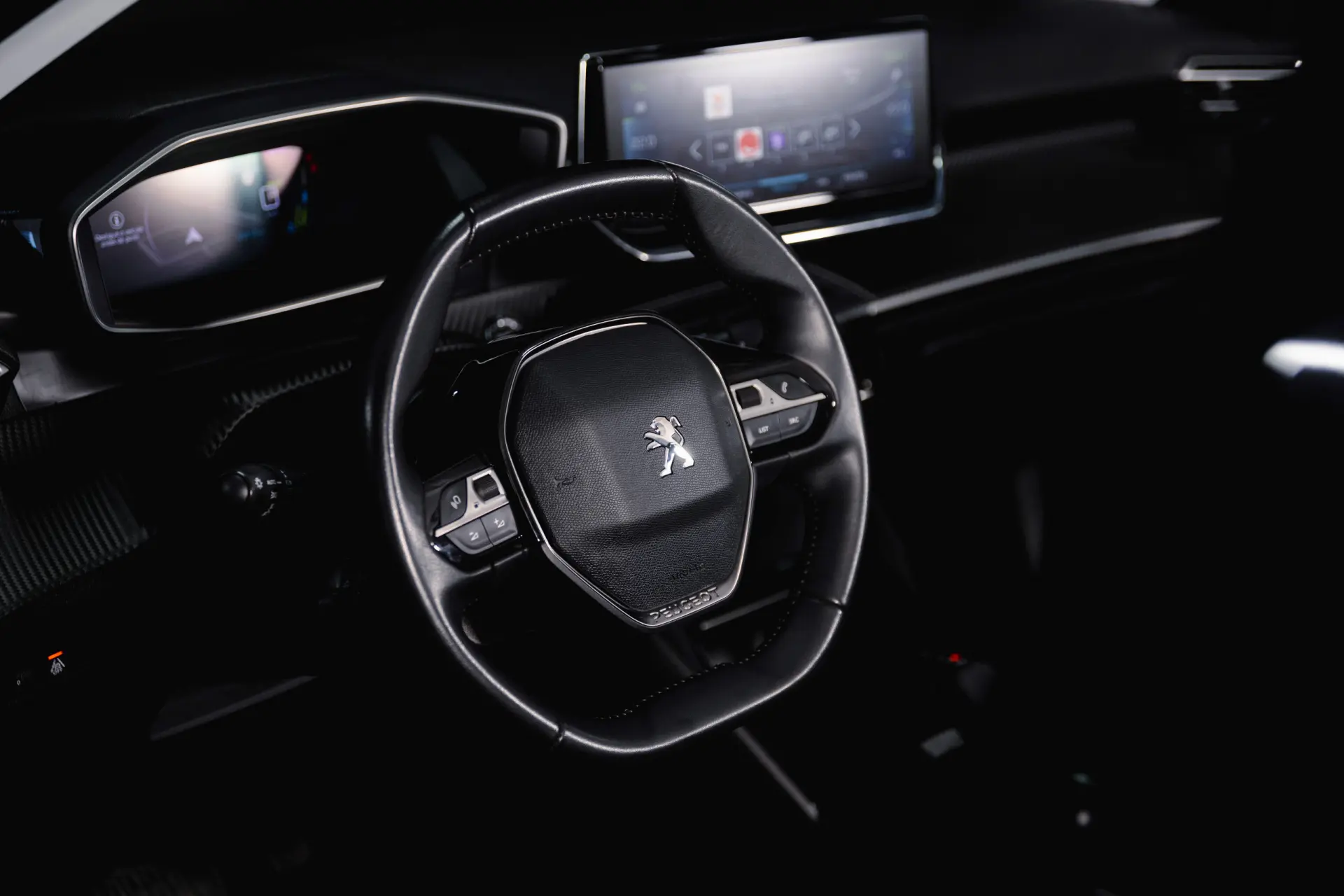 Peugeot e-2008 50 kWh Allure Pack 6