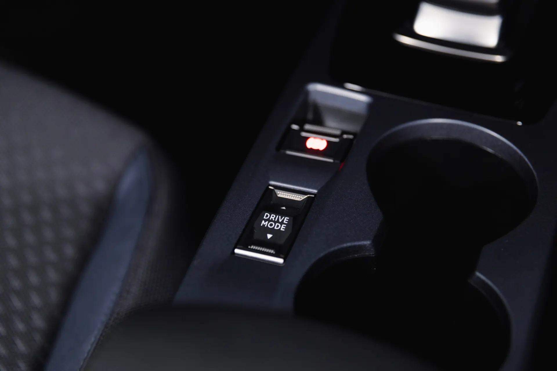 Peugeot e-2008 Allure 17