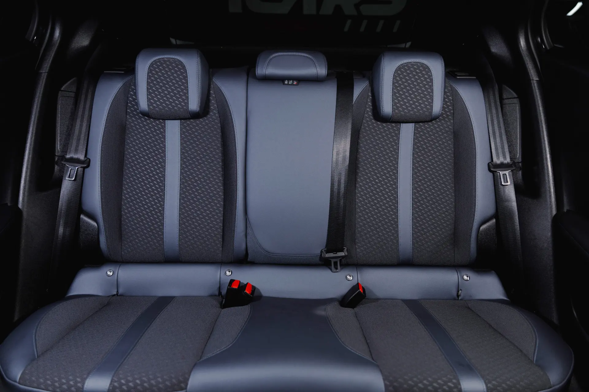 Peugeot e-2008 50 kWh Allure Pack 11