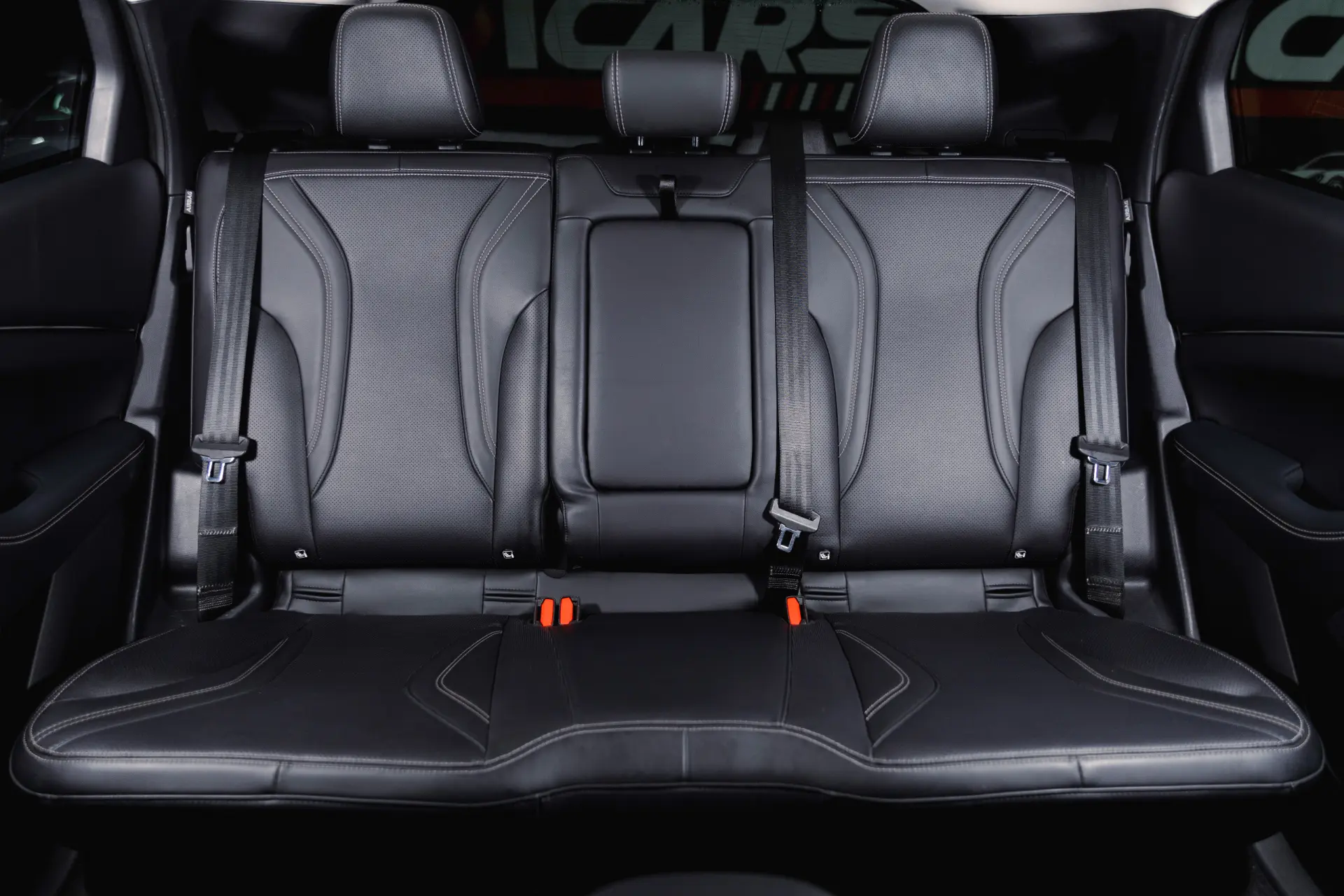 Ford Mustang Mach-E Standard 10