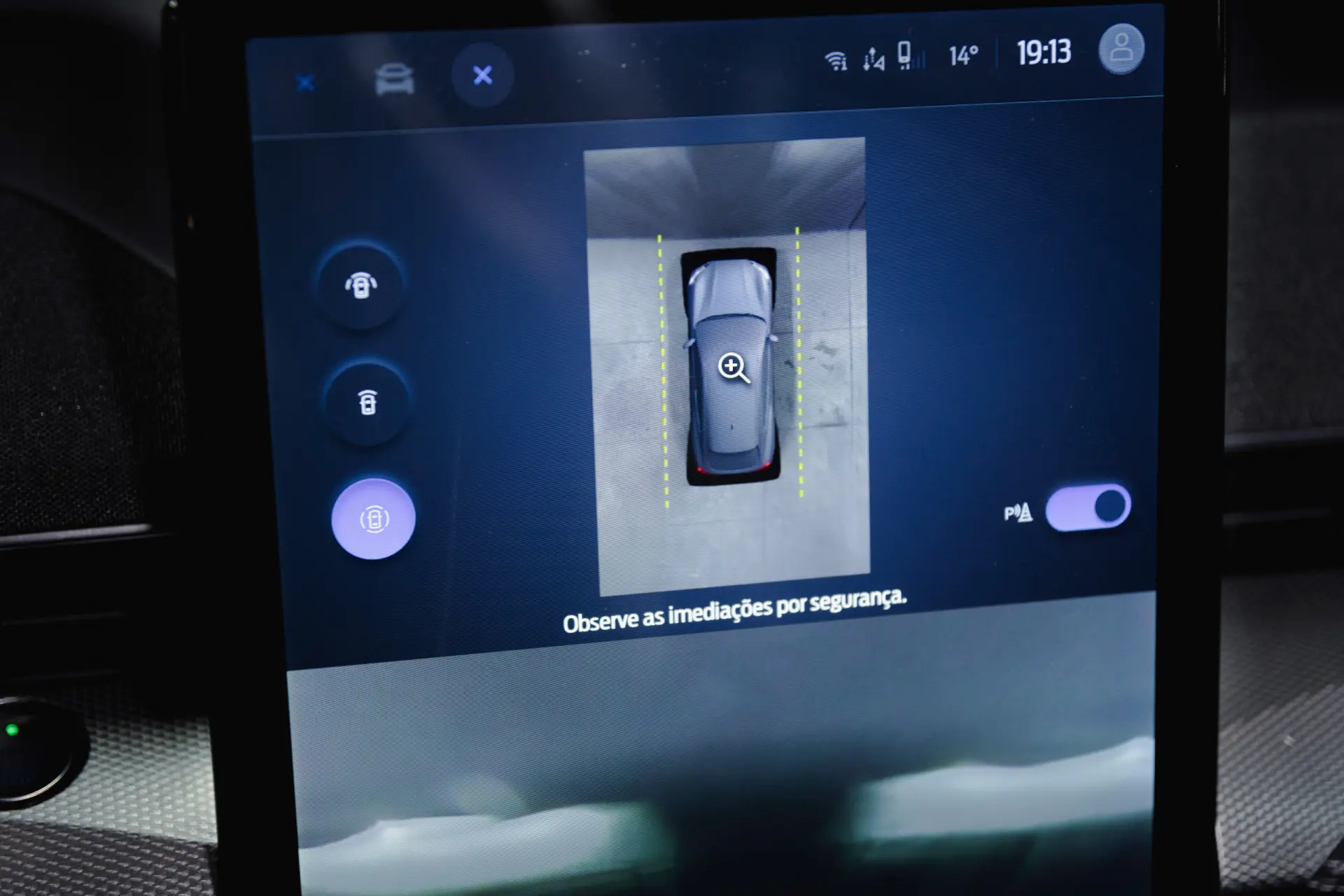 Ford Mustang Mach-E Standard 22