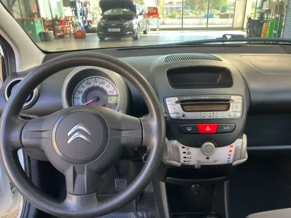 Citroen C1 1.0 Attraction 15