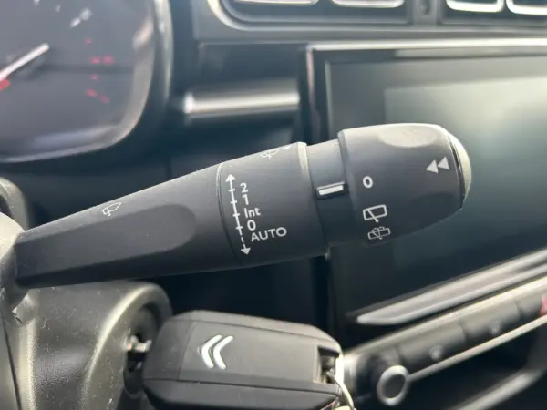 Citroen C3 1.2 PureTech Max EAT6 17