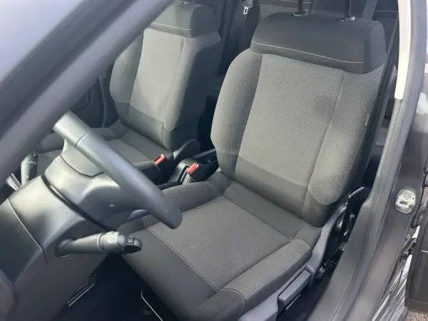 Citroen C3 1.2 PureTech Max EAT6 27