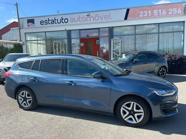 Ford Focus SW ECOBOOST  Connected 2023 125 CV 3