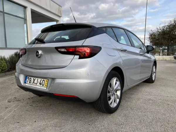 Opel Astra 1.0 Edition S/S 9