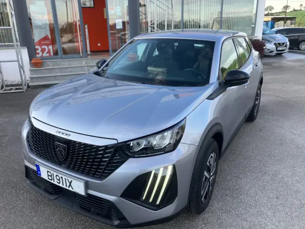 Peugeot 2008 1.2 PureTech Style 5