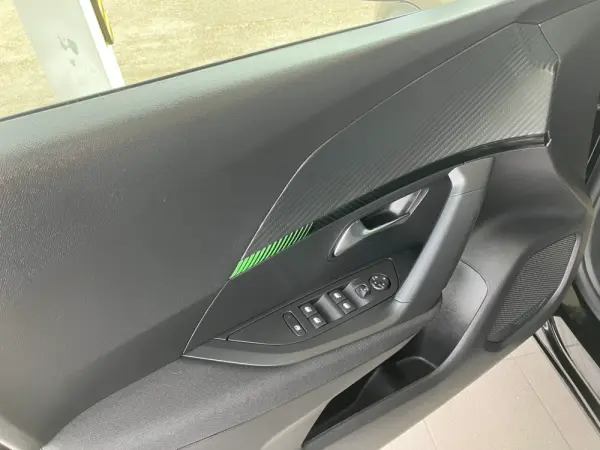 Peugeot 2008 1.2 PureTech Style 13