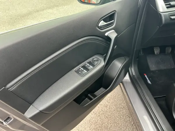 Renault Captur 1.0 TCe Intense 91 CV 13