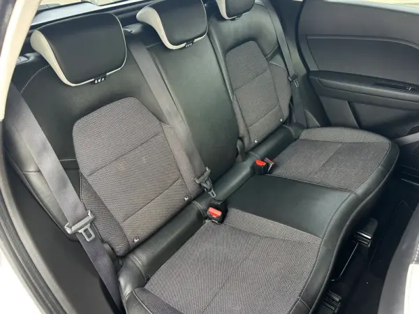 Renault Captur 1.0 TCe Intense 91 CV 27