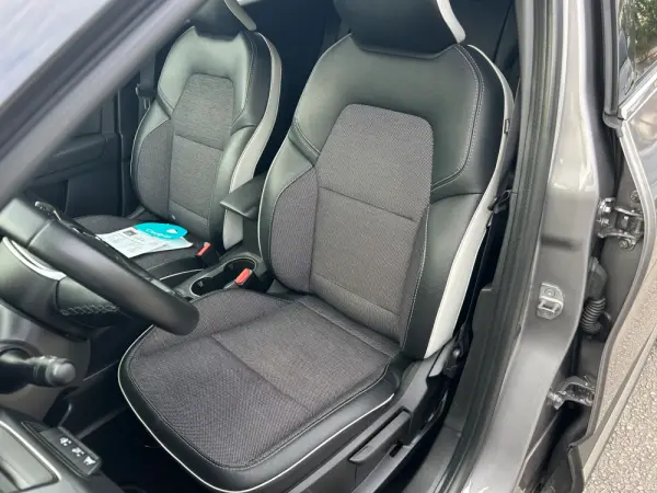 Renault Captur 1.0 TCe Intense 91 CV 30