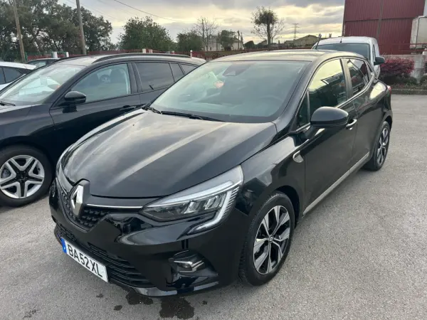 Renault Clio 1.0 TCe Limeted (2023-2025) 2