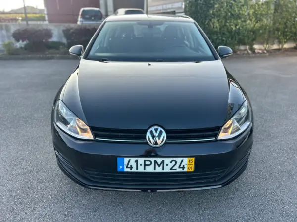 Volkswagen Golf 1.6 TDi Trendline DSG 4