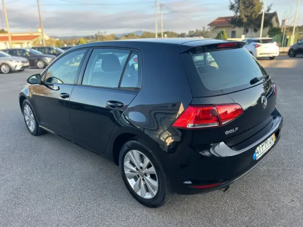 Volkswagen Golf 1.6 TDi Trendline DSG 8