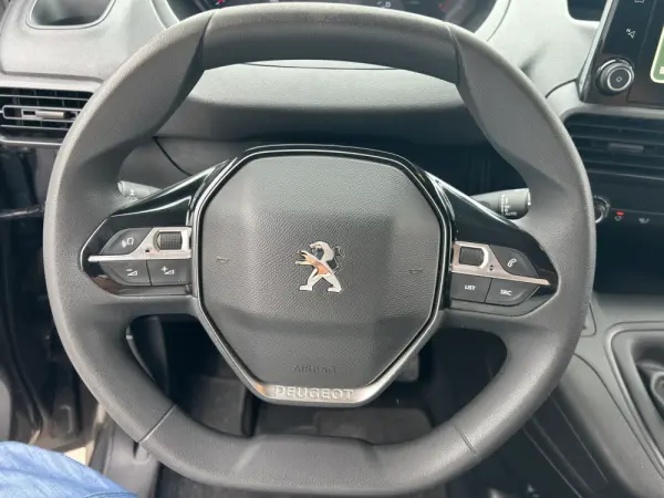 Peugeot Partner 1.5 BlueHDi Premium Standard Plus 9
