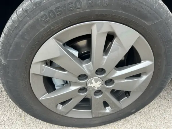 Peugeot Partner 1.5 BlueHDi Premium Standard Plus 35
