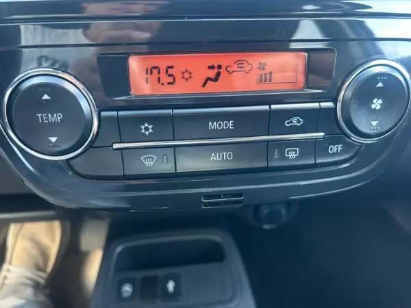 Mitsubishi Space Star 1.2 Connect Edition 25