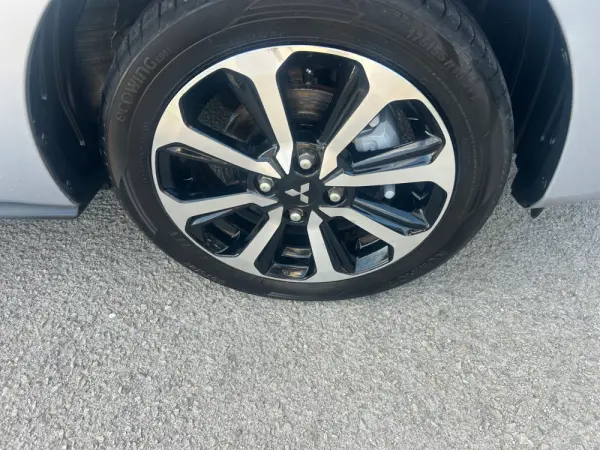 Mitsubishi Space Star 1.2 Connect Edition 27