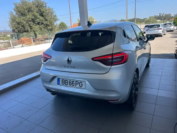 Renault Clio 1.0 TCe Techno 11