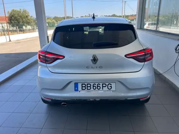 Renault Clio 1.0 TCe Techno 17