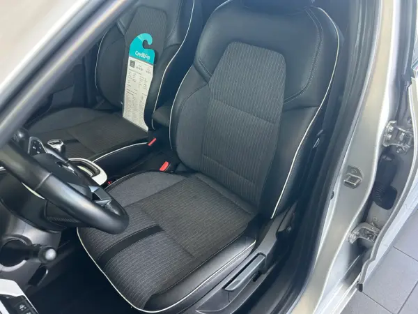 Renault Clio 1.0 TCe Techno 51
