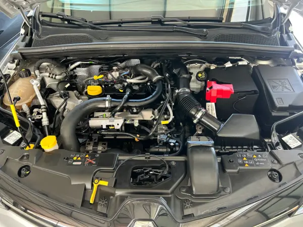 Renault Clio 1.0 TCe Techno 57