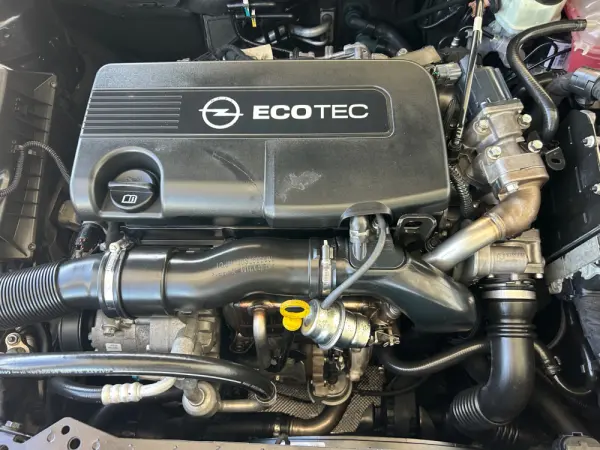 Opel Astra 1.7 CDTi Cosmo 22