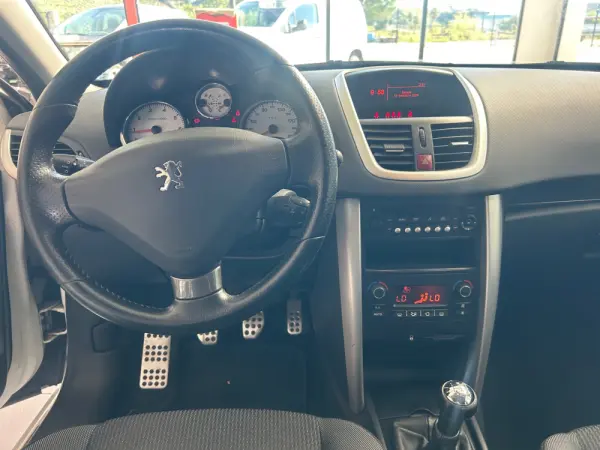 Peugeot 207 1.4 16V Sportium 18