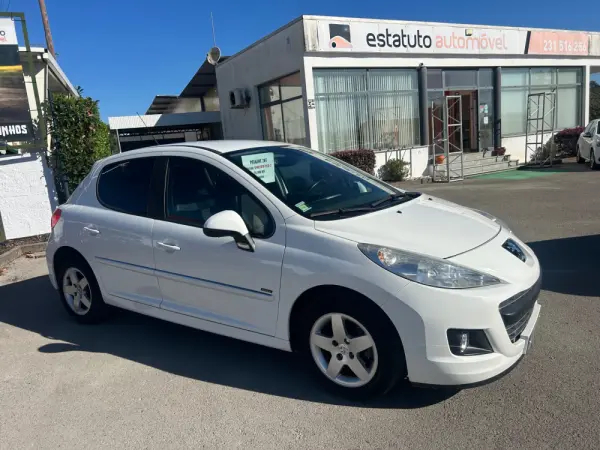 Peugeot 207 1.4 16V Sportium 1