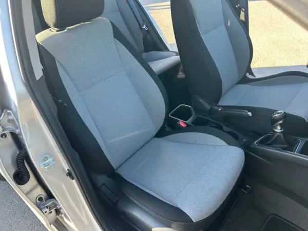 Hyundai i20 1.1 CRDi Comfort+Pack Look+JLL16 28